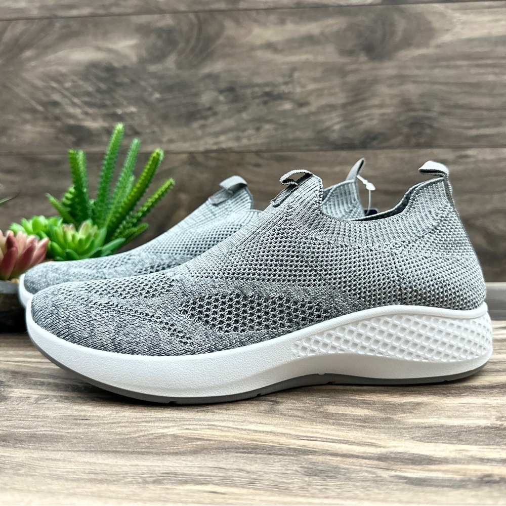 NIB Tommy Bahama Flint Knit Jogger Memory Foam Slip On Sneaker Charcoal - Picture 4 of 14